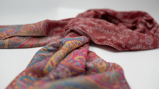 Choosing the Right Scarf Material: A Practical Guide